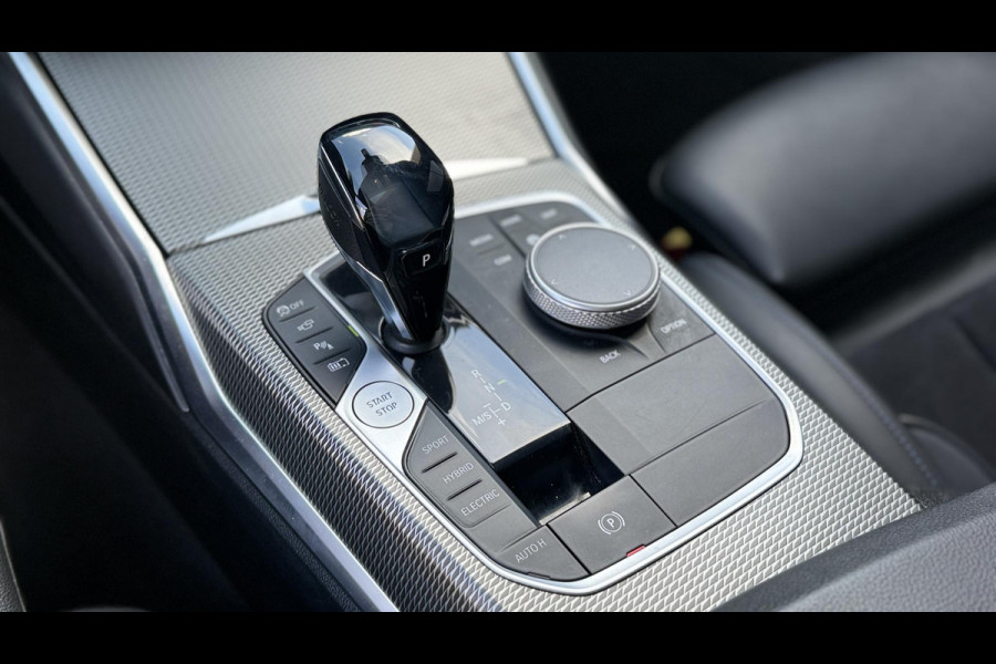 BMW 3 Serie Touring 330e M-Sport High Executive | Pano | H/K | Trekhaak