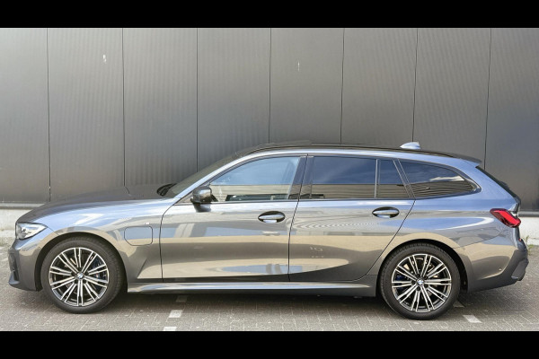 BMW 3 Serie Touring 330e M-Sport High Executive | Pano | H/K | Trekhaak