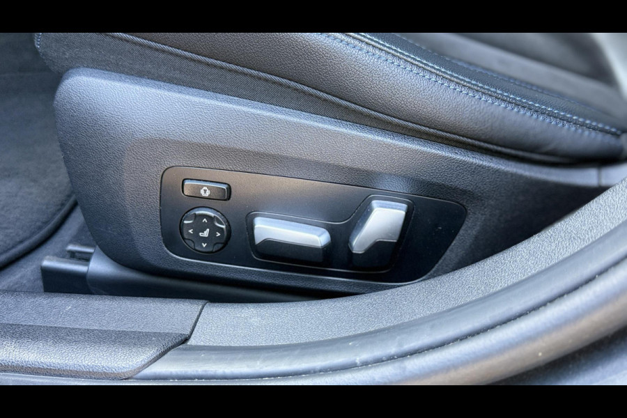 BMW 3 Serie Touring 330e M-Sport High Executive | Pano | H/K | Trekhaak