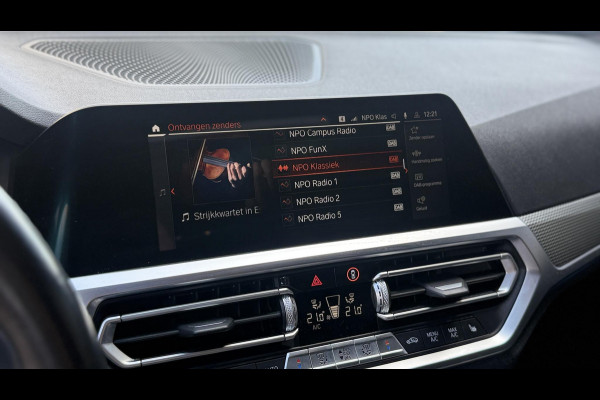BMW 3 Serie Touring 330e M-Sport High Executive | Pano | H/K | Trekhaak