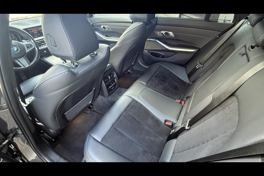 BMW 3 Serie Touring 330e M-Sport High Executive | Pano | H/K | Trekhaak