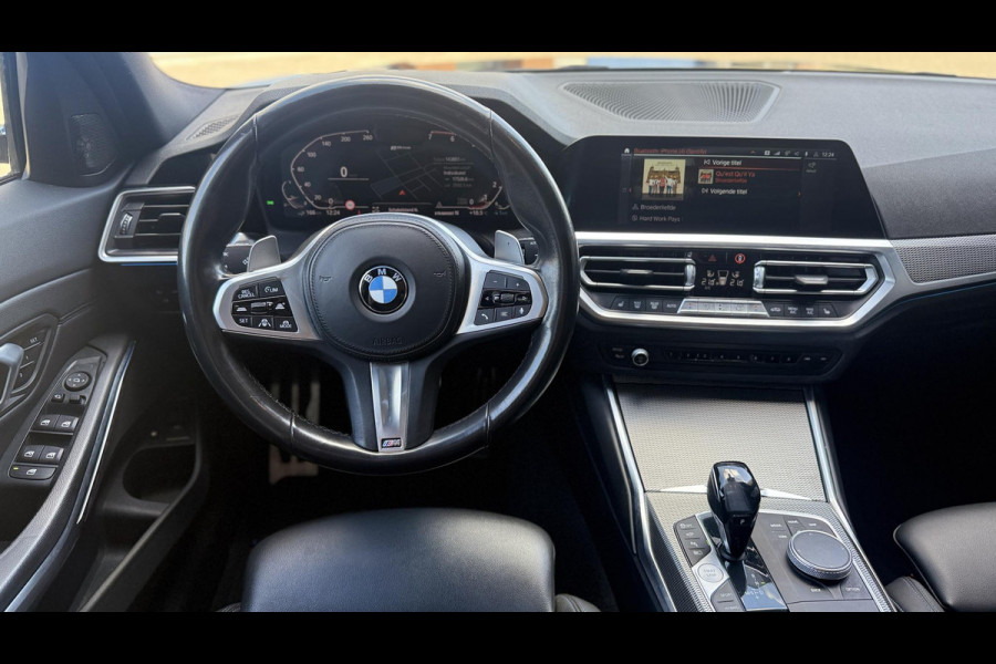 BMW 3 Serie Touring 330e M-Sport High Executive | Pano | H/K | Trekhaak