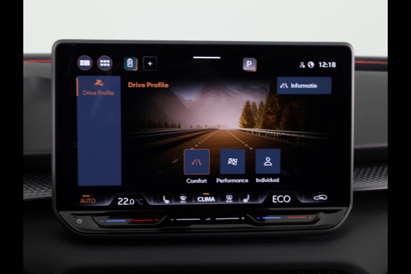 CUPRA Terramar 1.5 TSI e-Hybrid Business 204 pk Automaat (DSG) | Verlengde garantie | Elektr. voorstoelen | Elektr. trekhaak | Achteruitrijcamera | Stoelverwarming | Adaptive cruise control | Navi | 20 inch