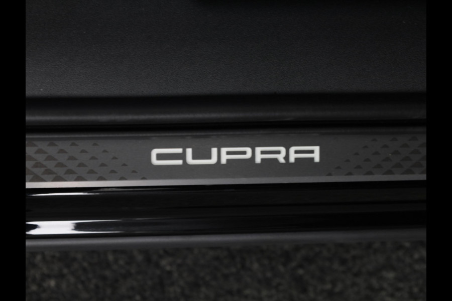 CUPRA Terramar 1.5 TSI e-Hybrid Business 204 pk Automaat (DSG) | Verlengde garantie | Elektr. voorstoelen | Elektr. trekhaak | Achteruitrijcamera | Stoelverwarming | Adaptive cruise control | Navi | 20 inch