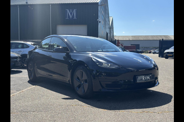 Tesla Model 3 Standard RWD Plus 60 kWh AUTOPILOT | LEDER | RIJKLAAR INCL. 12 MND,. BOVAGGARANTIE