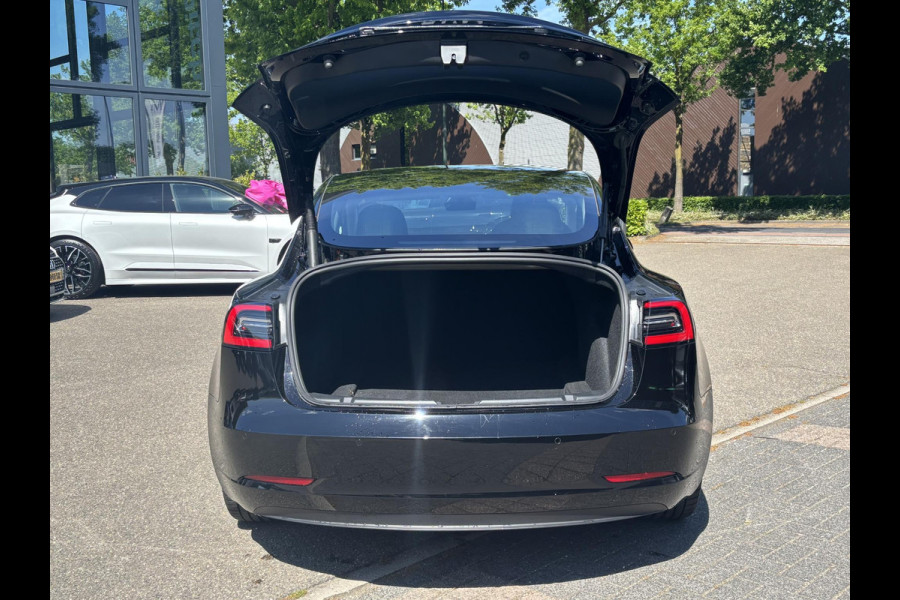 Tesla Model 3 Standard RWD Plus 60 kWh AUTOPILOT | LEDER | RIJKLAAR INCL. 12 MND,. BOVAGGARANTIE