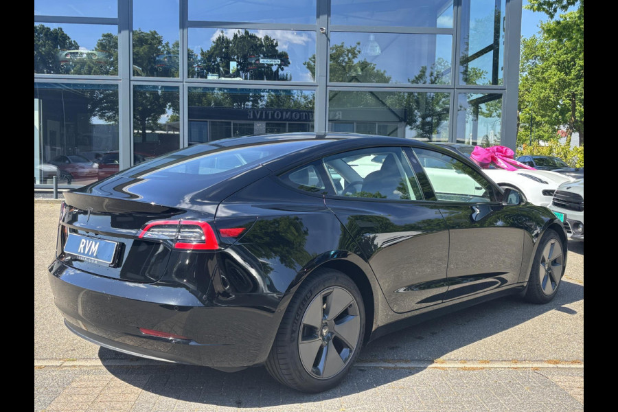Tesla Model 3 Standard RWD Plus 60 kWh AUTOPILOT | LEDER | RIJKLAAR INCL. 12 MND,. BOVAGGARANTIE