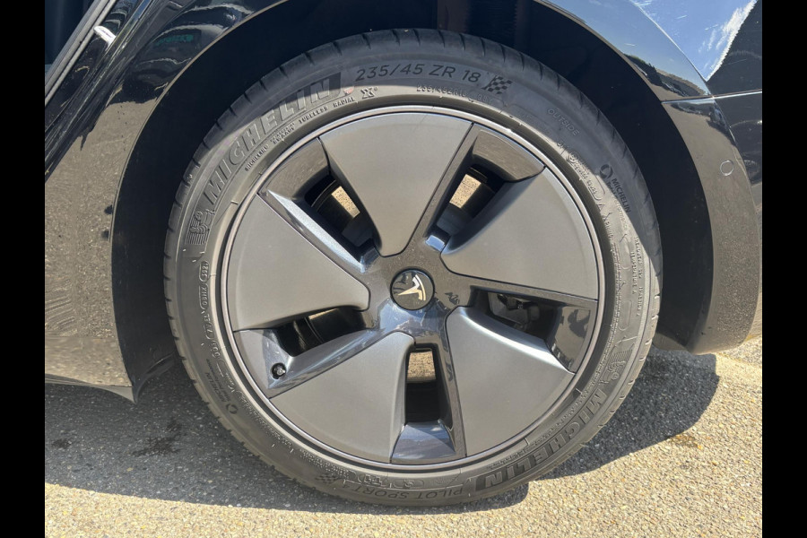 Tesla Model 3 Standard RWD Plus 60 kWh AUTOPILOT | LEDER | RIJKLAAR INCL. 12 MND,. BOVAGGARANTIE