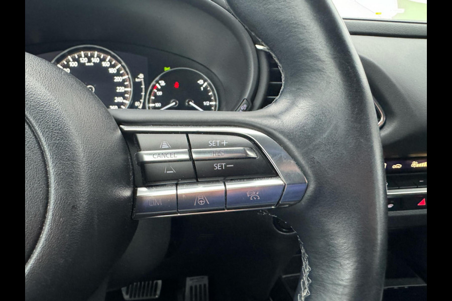 Mazda CX-30 2.0 e-SkyActiv-X Hybrid Luxury 360 CAMERA | ADAP. CRUISE | STOEL + STUURVERWARMING