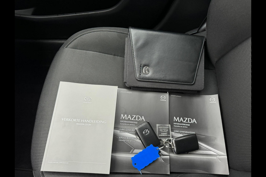 Mazda CX-30 2.0 e-SkyActiv-X Hybrid Luxury 360 CAMERA | ADAP. CRUISE | STOEL + STUURVERWARMING