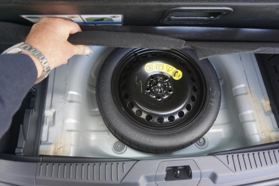 Ford FOCUS Wagon 1.0 EcoBoost 125pk Hybrid Connected/NIEUW MODEL