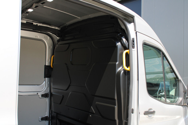 Ford Transit 350 2.0 TDCI L3H2 Trend 130pk - Facelift - 2x Schuifdeur - Adaptive Cruise - Navigatie - Blind Spot - 360 Camera - Stoel - Stuur