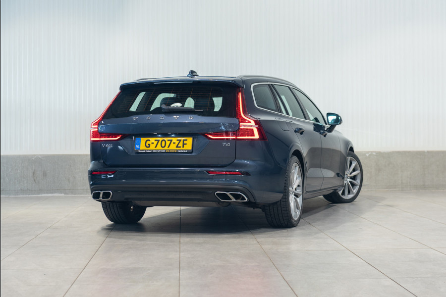 Volvo V60 T4 Aut. Momentum Pro Leder Parkeercamera Stoelverwarming 190pk