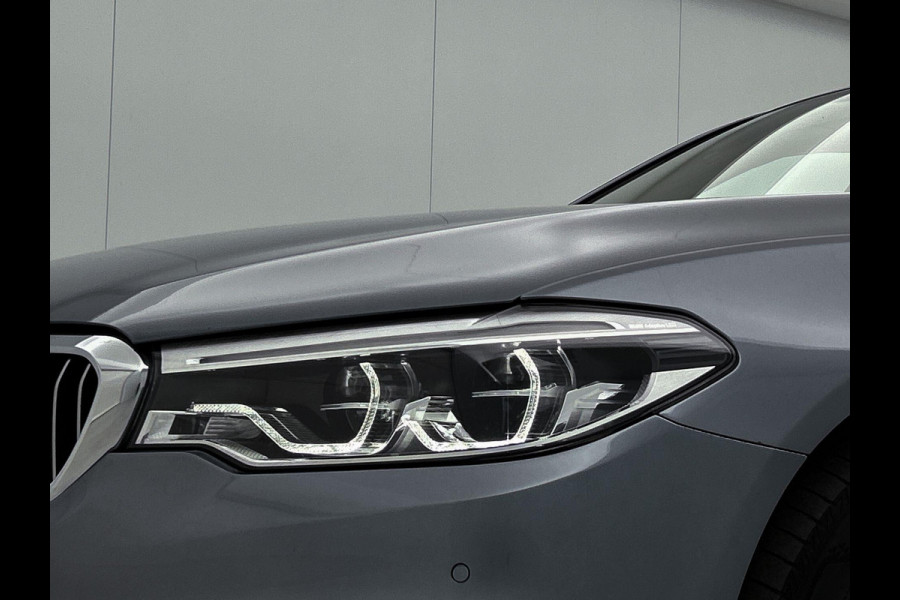 BMW 5 Serie 530i High Executive (COMFORT ZETELS, NAVIGATIE, STOELVERWARMING, DEALER ONDERHOUDEN)