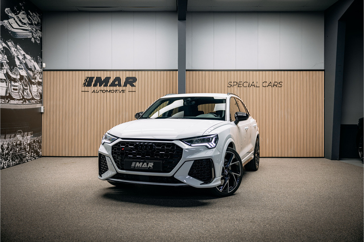 Audi RSQ3 TFSI RS RSQ3 | Carbon | Elek. stoelen | Camera | stoel verwarming. Audi RSQ3 TFSI RS RSQ3 | Carbon | Elek. stoelen | Camera | stoel verwarming.