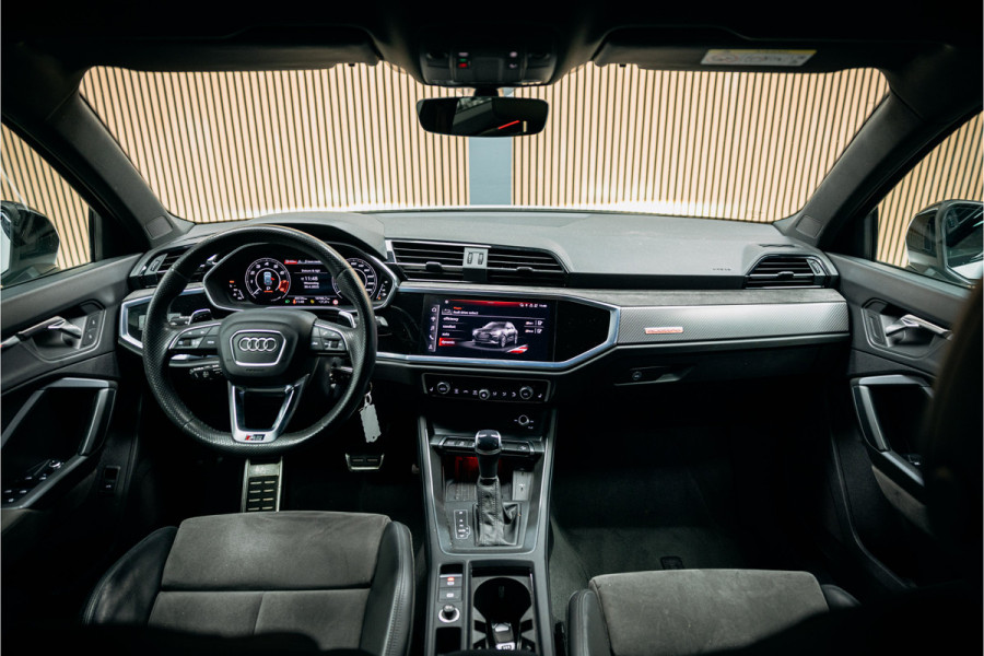 Audi RSQ3 TFSI RS RSQ3 | Carbon | Elek. stoelen | Camera | stoel verwarming.