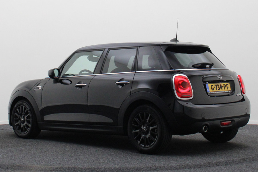 MINI Mini 1.5 Cooper Business Edition 5- Deurs, Apple Carplay, LED, Climate, Cruise, Navigatie, PDC