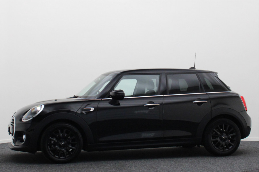 MINI Mini 1.5 Cooper Business Edition 5- Deurs, Apple Carplay, LED, Climate, Cruise, Navigatie, PDC