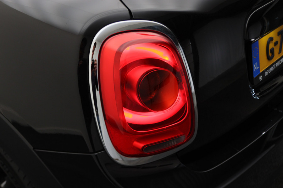 MINI Mini 1.5 Cooper Business Edition 5- Deurs, Apple Carplay, LED, Climate, Cruise, Navigatie, PDC