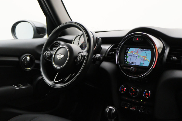 MINI Mini 1.5 Cooper Business Edition 5- Deurs, Apple Carplay, LED, Climate, Cruise, Navigatie, PDC