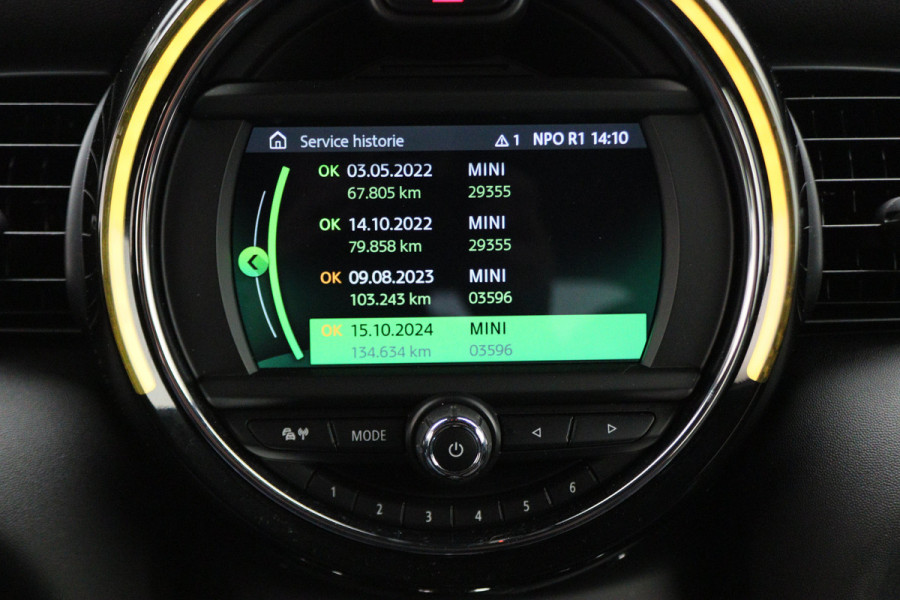 MINI Mini 1.5 Cooper Business Edition 5- Deurs, Apple Carplay, LED, Climate, Cruise, Navigatie, PDC