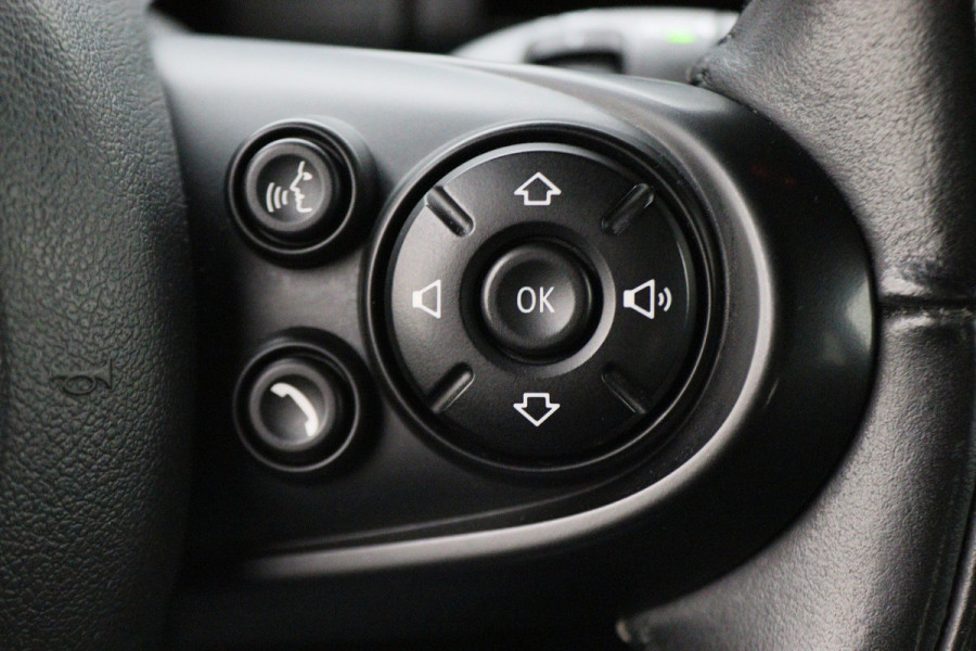 MINI Mini 1.5 Cooper Business Edition 5- Deurs, Apple Carplay, LED, Climate, Cruise, Navigatie, PDC