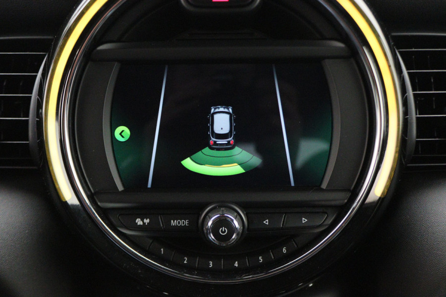 MINI Mini 1.5 Cooper Business Edition 5- Deurs, Apple Carplay, LED, Climate, Cruise, Navigatie, PDC