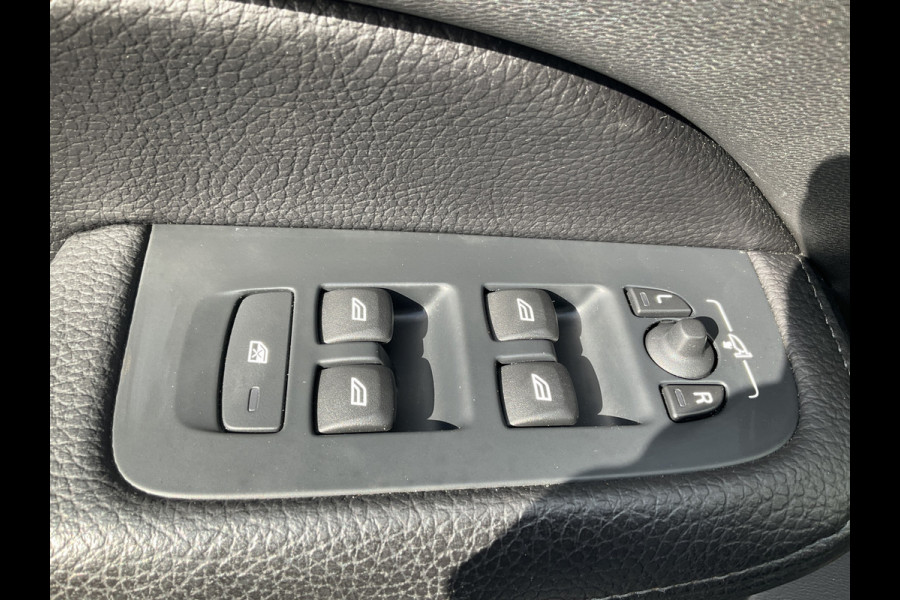 Volvo V60 2.0 D3 Inscription Automaat Leder Stoel/Stuurverw Adap.Cruise Cam Carplay 92603KM!