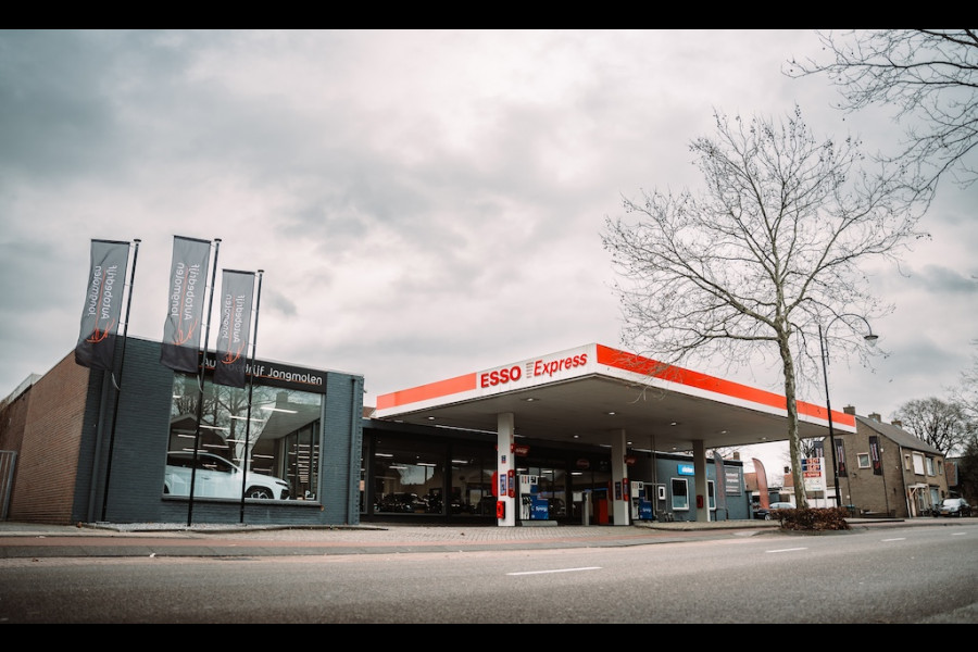 Mercedes-Benz CLA-Klasse 250 e AMG Premium Plus Pano|Sfeer|Augmented|Dodehoek|Night.