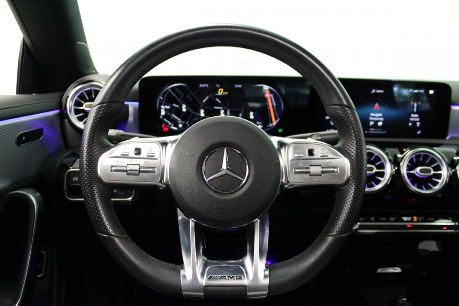 Mercedes-Benz CLA-Klasse 250 e AMG Premium Plus Pano|Sfeer|Augmented|Dodehoek|Night.