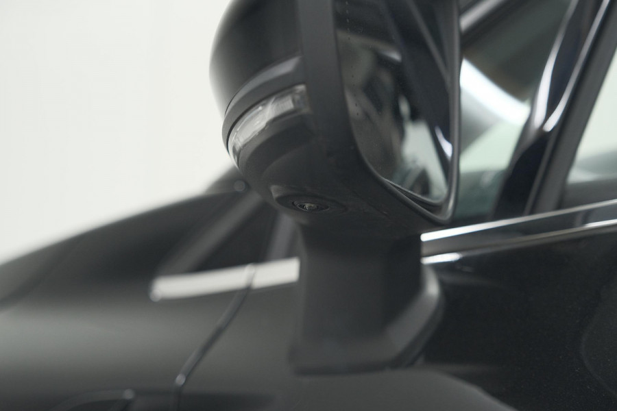 Renault Captur TCe 130 EDC Initiale Paris | 360 Camera | Adaptieve Cruise Control | BOSE Audio | Pack Winter