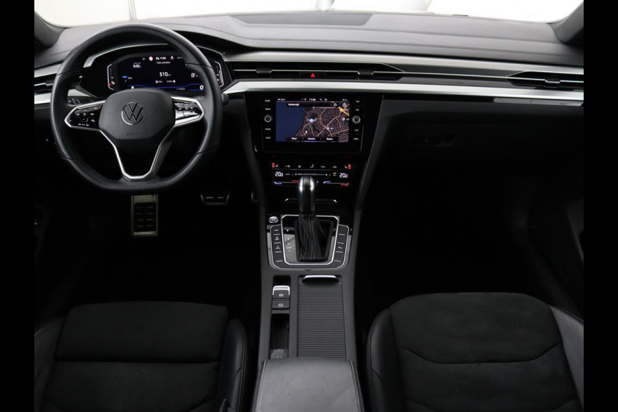 Volkswagen Arteon Shooting Brake 1.4 TSI eHybrid R-Line | Trekhaak | Stoelverwarming | Carplay | Leder/Alcantara | Adaptive cruise | Achterbankverwarming | Camera | Navigatie | Half leder