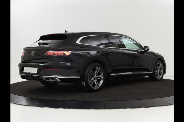 Volkswagen Arteon Shooting Brake 1.4 TSI eHybrid R-Line | Trekhaak | Stoelverwarming | Carplay | Leder/Alcantara | Adaptive cruise | Achterbankverwarming | Camera | Navigatie | Half leder