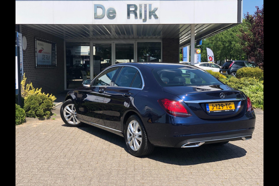 Mercedes-Benz C-Klasse 180 Business Solution Plus Upgr. Ed. | Panoramadak, Carplay/Android, Navi, Camera, Cruise, Climate |
