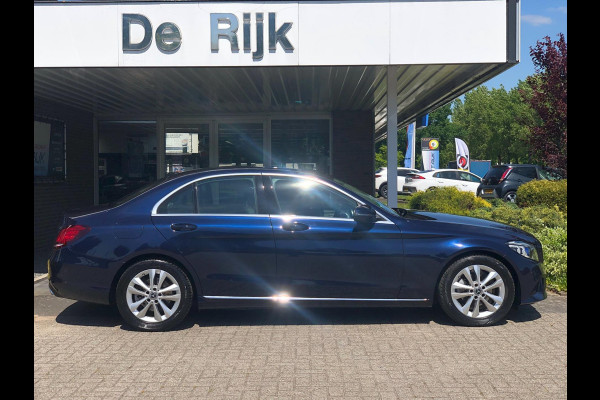 Mercedes-Benz C-Klasse 180 Business Solution Plus Upgr. Ed. | Panoramadak, Carplay/Android, Navi, Camera, Cruise, Climate |