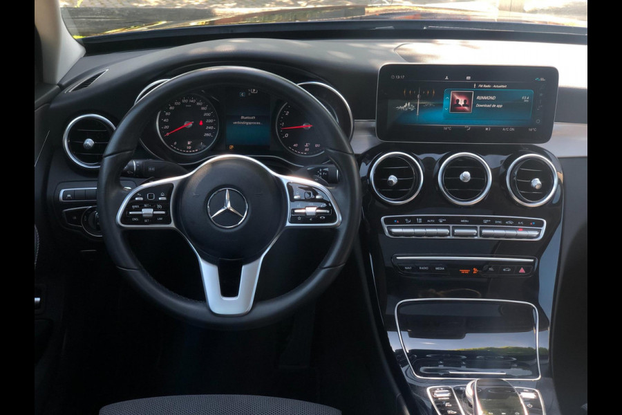 Mercedes-Benz C-Klasse 180 Business Solution Plus Upgr. Ed. | Panoramadak, Carplay/Android, Navi, Camera, Cruise, Climate |