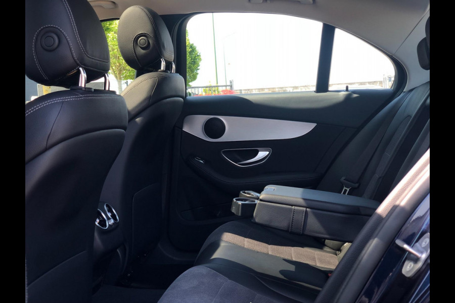 Mercedes-Benz C-Klasse 180 Business Solution Plus Upgr. Ed. | Panoramadak, Carplay/Android, Navi, Camera, Cruise, Climate |