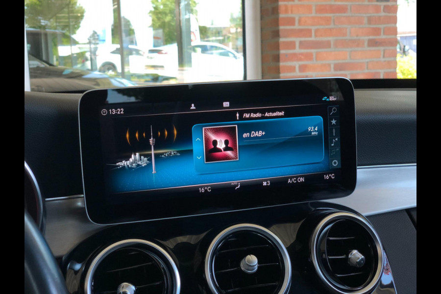Mercedes-Benz C-Klasse 180 Business Solution Plus Upgr. Ed. | Panoramadak, Carplay/Android, Navi, Camera, Cruise, Climate |