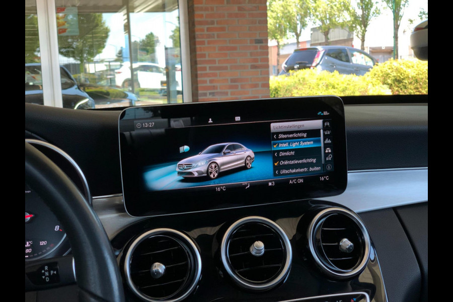 Mercedes-Benz C-Klasse 180 Business Solution Plus Upgr. Ed. | Panoramadak, Carplay/Android, Navi, Camera, Cruise, Climate |