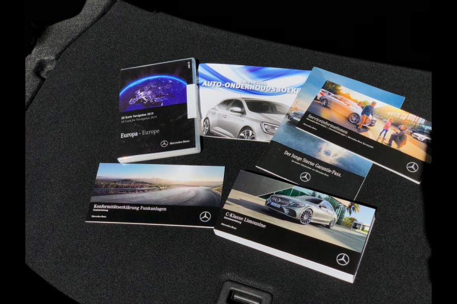Mercedes-Benz C-Klasse 180 Business Solution Plus Upgr. Ed. | Panoramadak, Carplay/Android, Navi, Camera, Cruise, Climate |