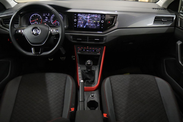 Volkswagen Polo 1.0 Beats/PANODAK/STERREN/STOELVER/CARPLAY