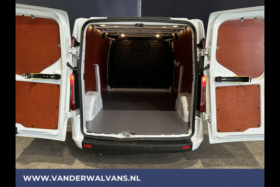 Ford Transit Custom 2.0 TDCI 130 pk L2H1 Euro6 Airco | Cruisecontrol | Parkeersensoren | 2800kg Trekvermogen verwarmde voorruit, bijrijdersbank