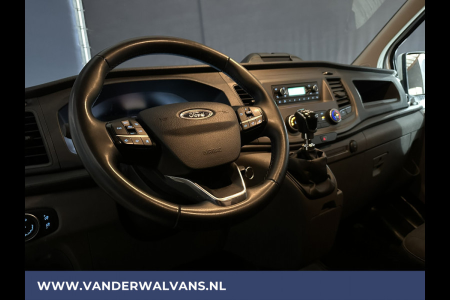 Ford Transit Custom 2.0 TDCI 130 pk L2H1 Euro6 Airco | Cruisecontrol | Parkeersensoren | 2800kg Trekvermogen verwarmde voorruit, bijrijdersbank