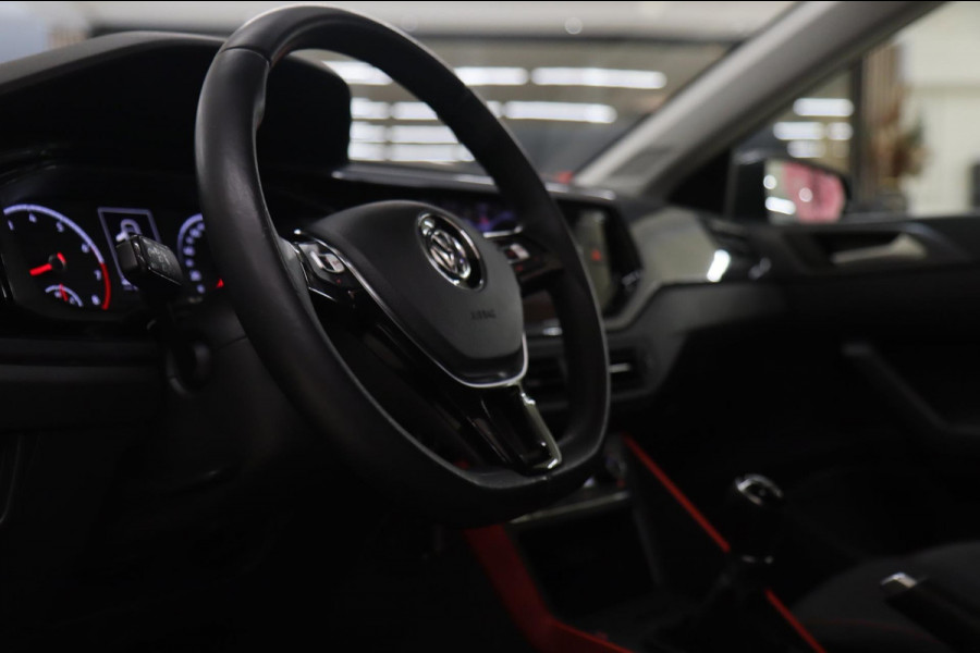 Volkswagen Polo 1.0 Beats/PANODAK/STERREN/STOELVER/CARPLAY