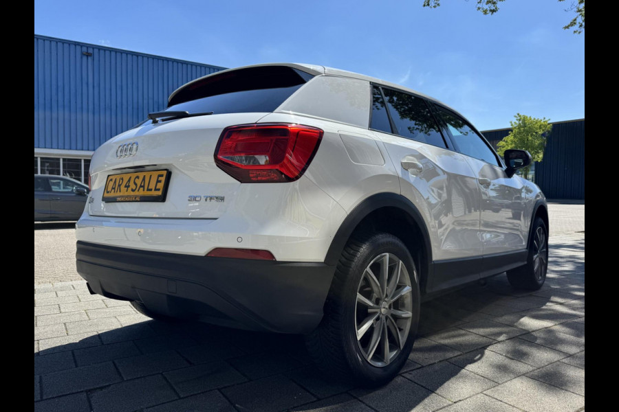 Audi Q2 1.0 30 TFSI Design - Navigatie I Airco I PDC I Sport velgen I Dealer onderhouden