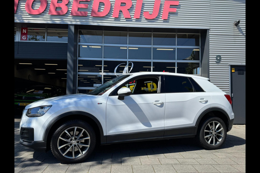 Audi Q2 1.0 30 TFSI Design - Navigatie I Airco I PDC I Sport velgen I Dealer onderhouden