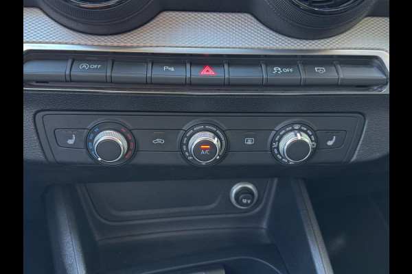 Audi Q2 1.0 30 TFSI Design - Navigatie I Airco I PDC I Sport velgen I Dealer onderhouden