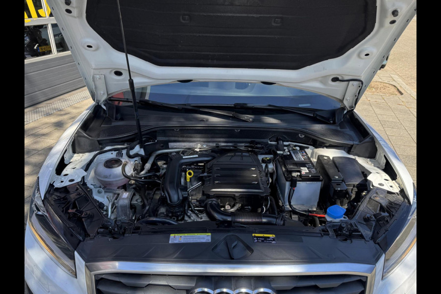Audi Q2 1.0 30 TFSI Design - Navigatie I Airco I PDC I Sport velgen I Dealer onderhouden
