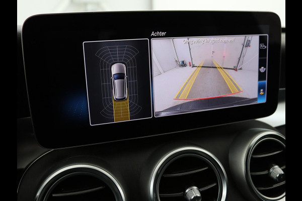 Mercedes-Benz C-Klasse 300e AMG Night | Adaptive cruise | Stoelverwarming | Carplay | Leder/Alcantara | Camera | Navigatie | Full LED