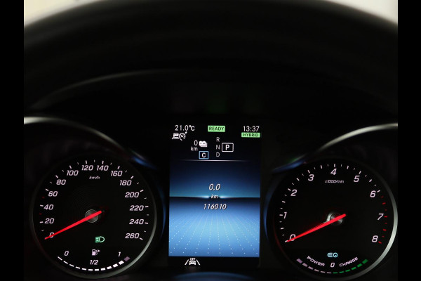Mercedes-Benz C-Klasse 300e AMG Night | Adaptive cruise | Stoelverwarming | Carplay | Leder/Alcantara | Camera | Navigatie | Full LED